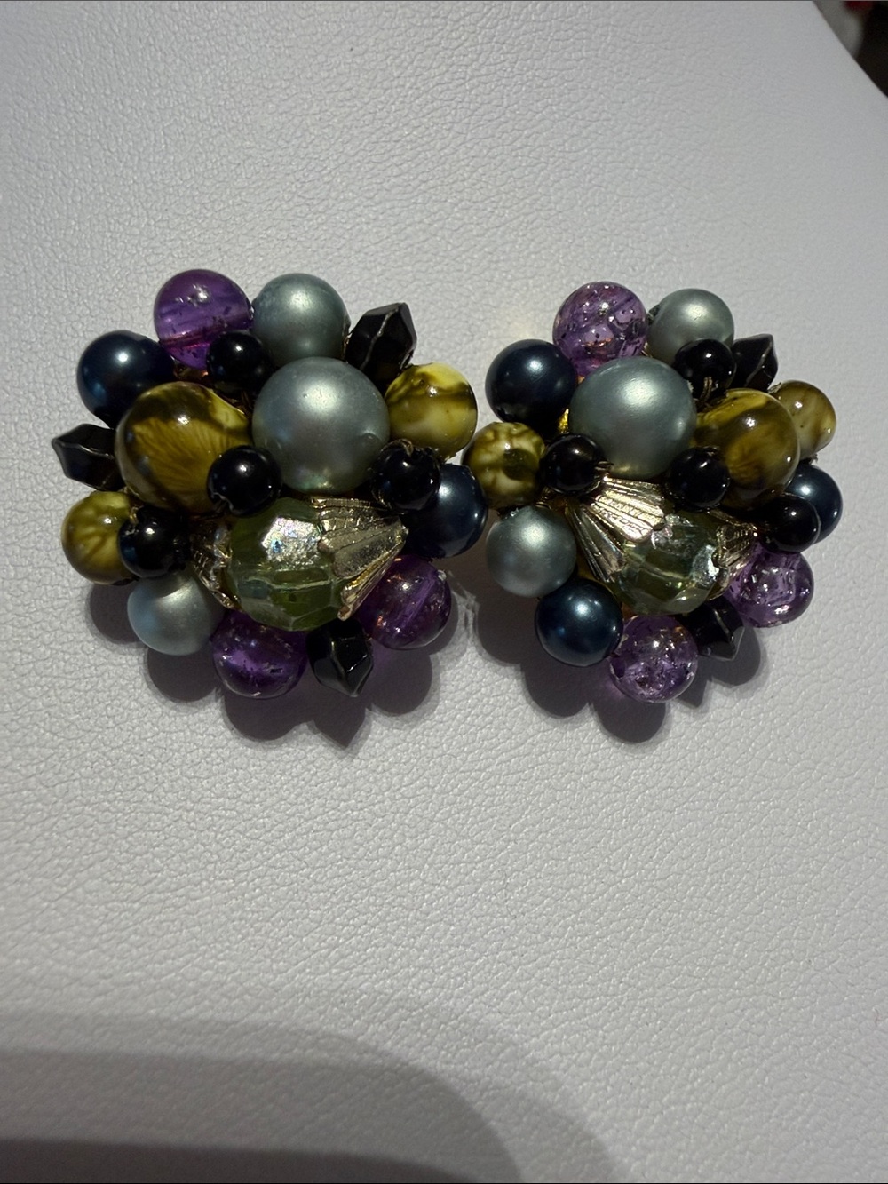 Vintage Hong Kong Cluster Clip‑On Earrings – Multicolor Bead Mix – 1960s/70s